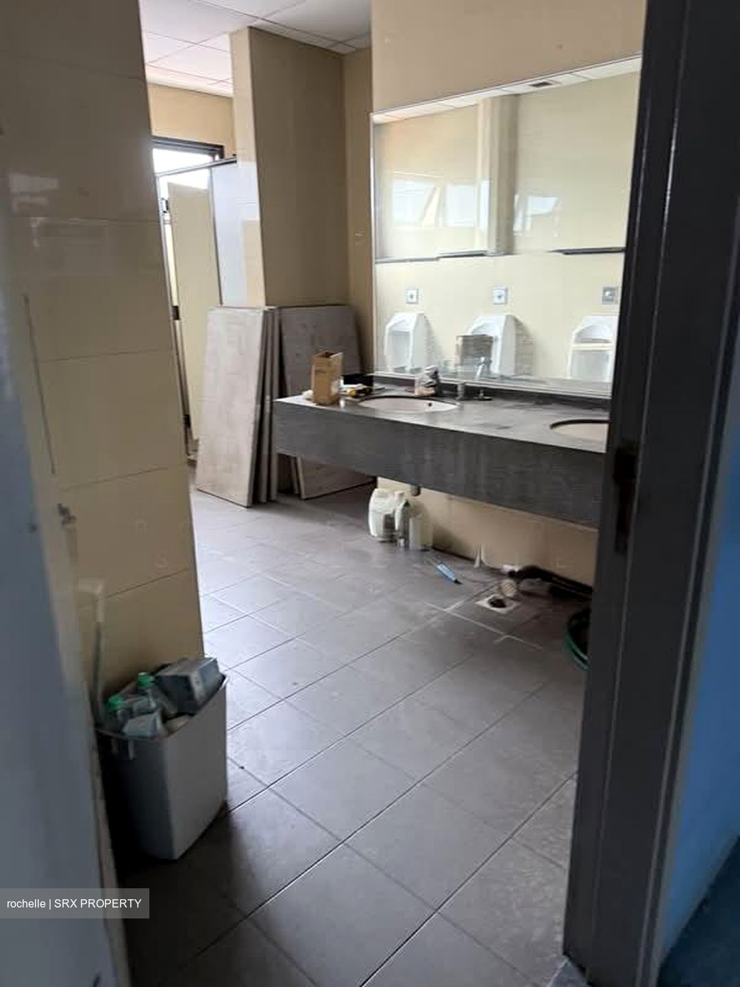 Lorong 8 Toa Payoh (D12), Warehouse #589652691